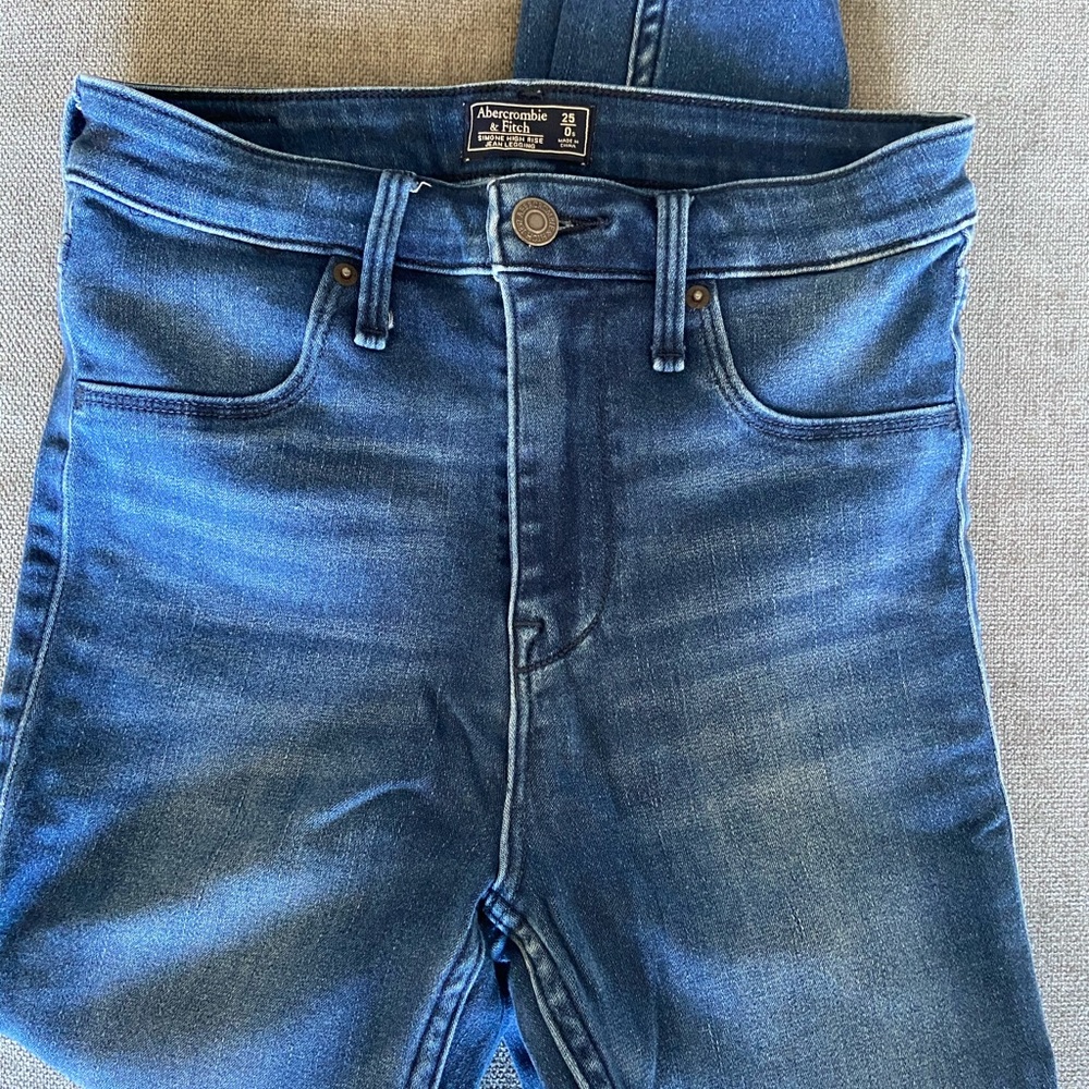 Abercrombie & Fitch High Rise Jean Leggings